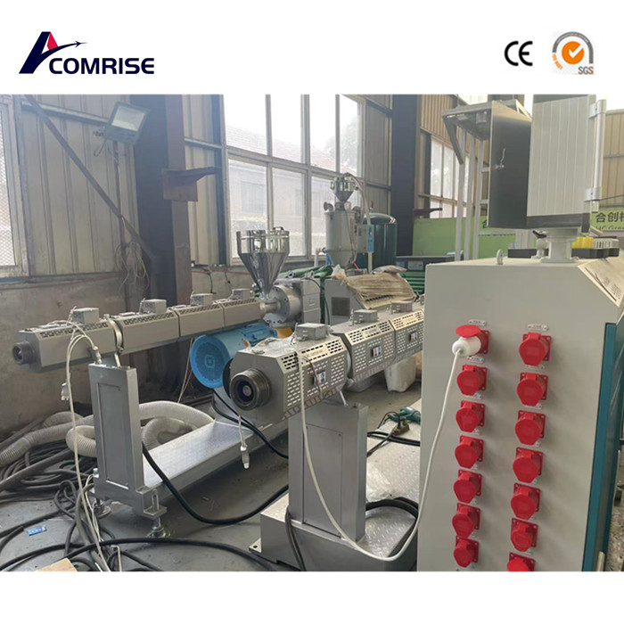 வாடிக்கையாளரின் தொழிற்சாலையில் இரண்டு 110-315 மிமீ PE குழாய் இயந்திரங்கள் சோதிக்கப்படுகின்றன